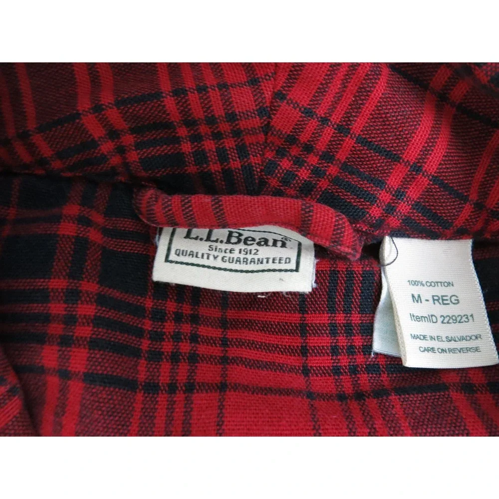 LL Bean Mens Red Black Plaid Flannel Robe Cotton Shawl Collar Medium bathrobe
